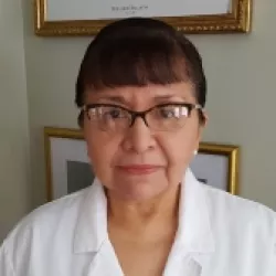 Esther Hines Headshot